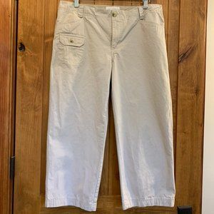 Columbia Khahki/Cream Capri 100% cotton, size 12